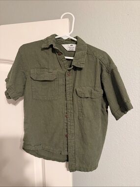 H&M Olive Green Short Sleeve Button-Down Utility Shirt